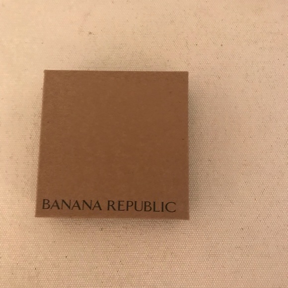Banana Republic Small Diamanté Circle Earrings - Picture 4 of 5